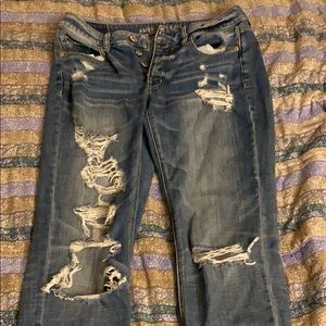 Tomgirl distressed jeans American eAgle
